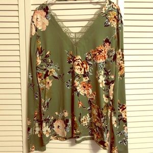 Daytrip Floral Long Sleeve Tee